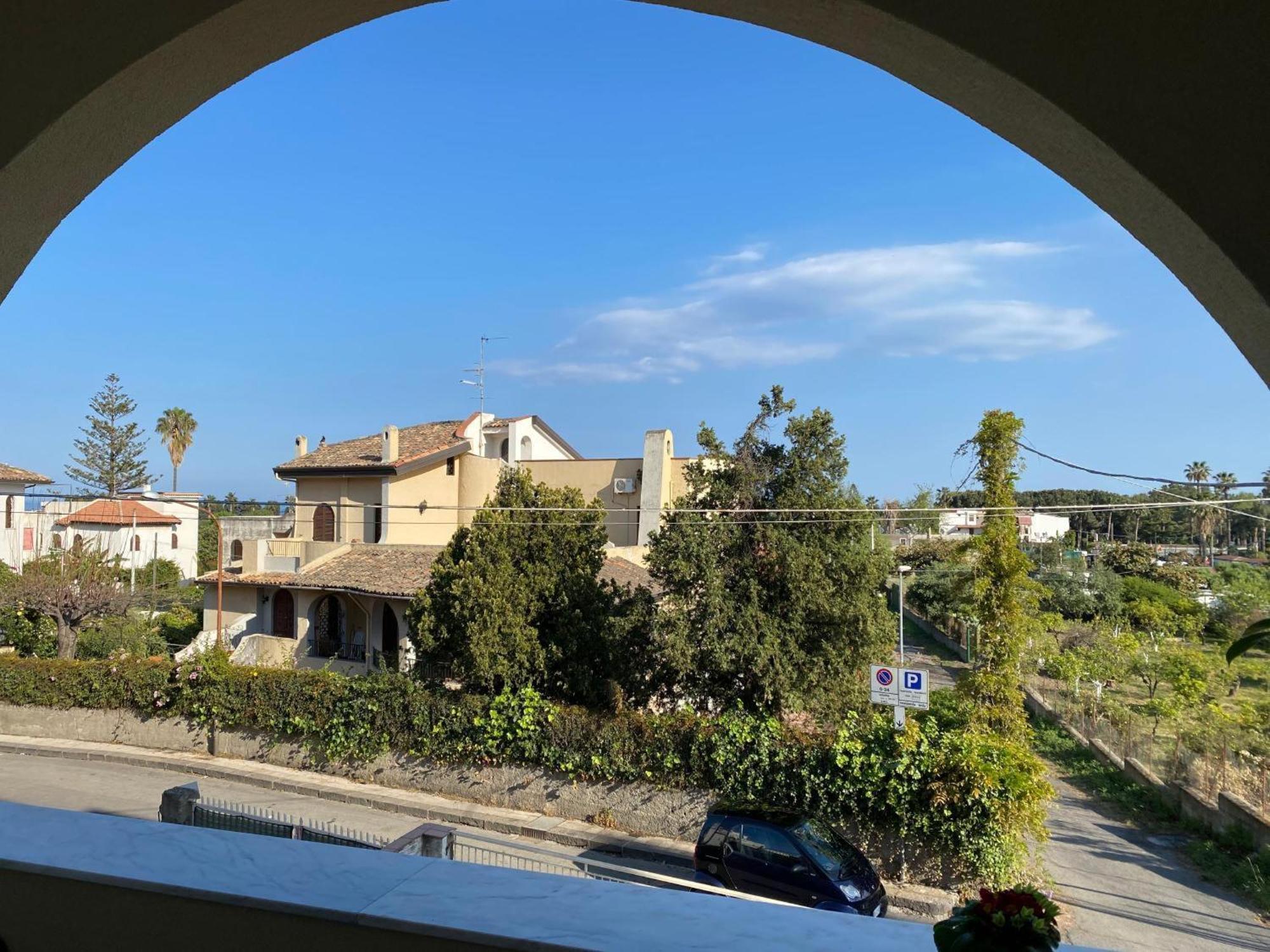 Chiara Home Apartment Giardini-Naxos Exterior foto